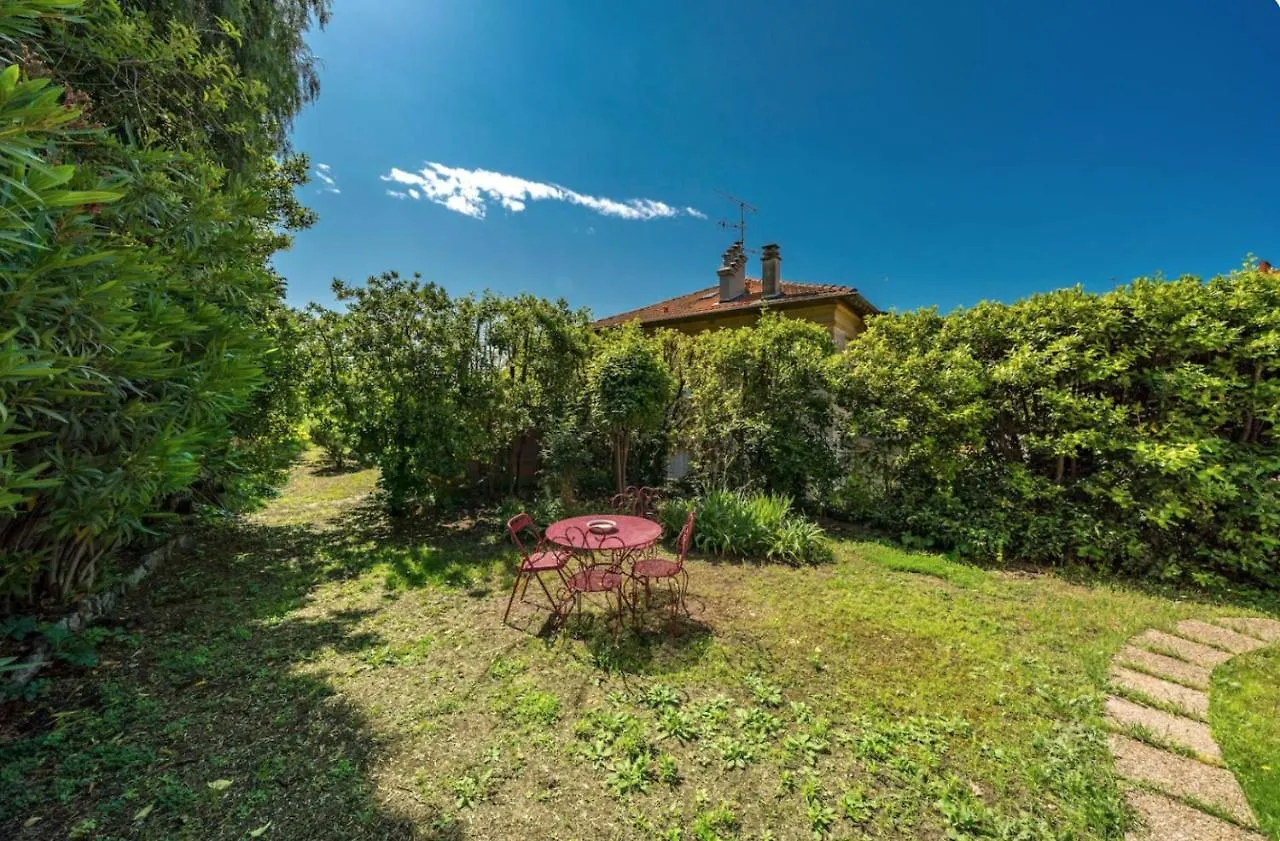Villa les néfliers à Cannes Hébergement de vacances